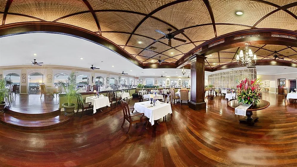 Sandals Royal Caribbean (Adults Only) Montego Bay 5*,  Giamaica